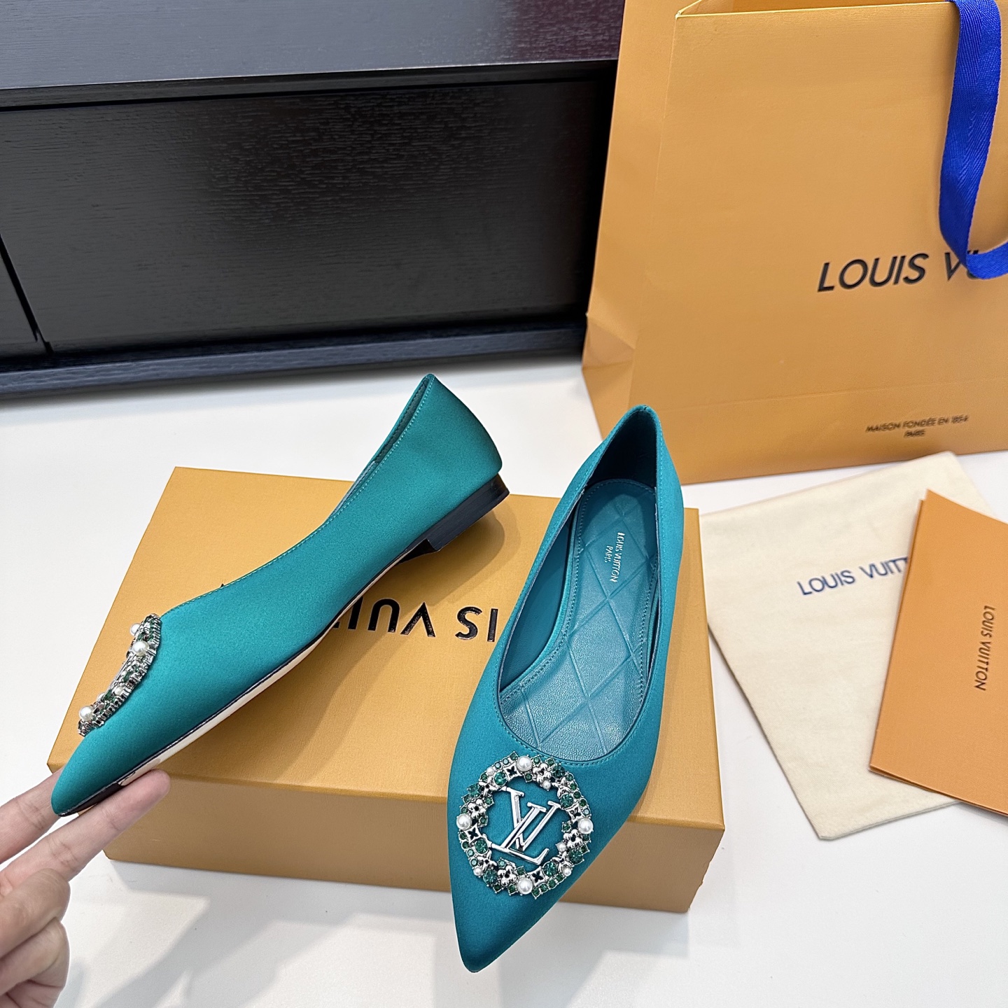 Women's high heels